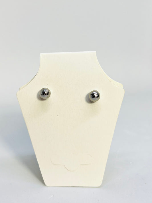 Diamond-Cut Silver Ball