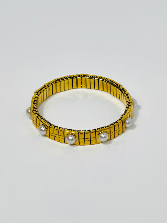 Basic Pearl Bracelet